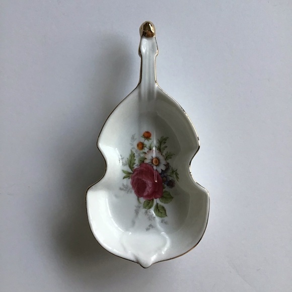 Vintage Floral Bone China Violin Dish PAIR Ring Trinket Gold Rim Vanity Cottage - Picture 8 of 16
